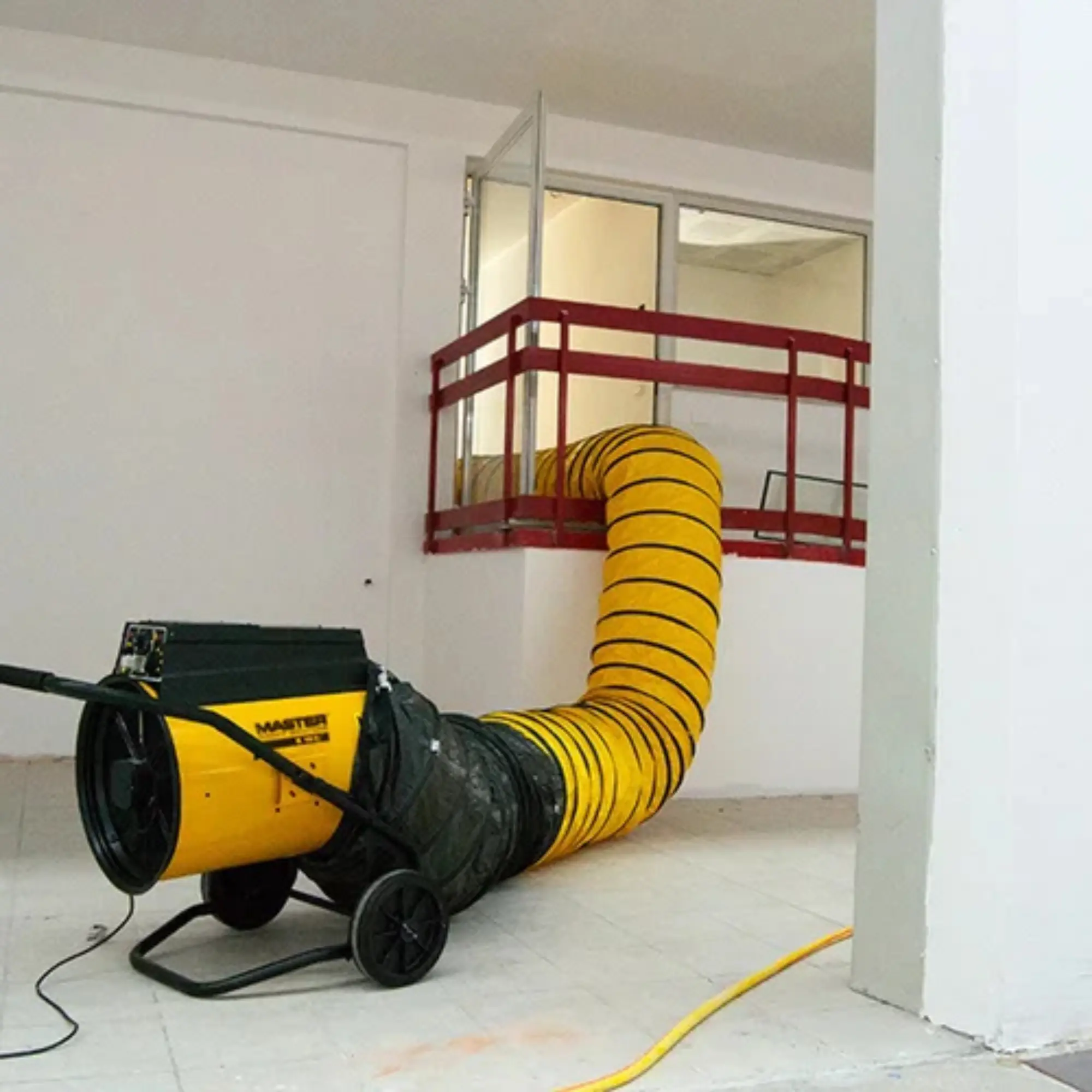 ΗΛΕΚΤΡΙΚΟ ΑΕΡΟΘΕΡΜΟ ΜΕ ΑΝΕΜΙΣΤΗΡΑ – MASTER RS 40 - Image 3